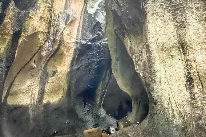 Bali Tour : Tegenungan - Tukad Cepung - Kanto Lampo - Tibumana Waterfall - Timing, pacing, and why the driver’s style matters