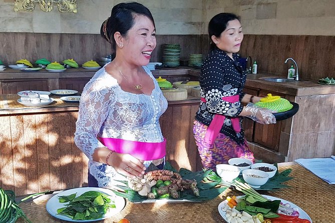 Bali Ubud Paon Cooking Class - Paon Bali cooking class in Ubud, what you do and why it works