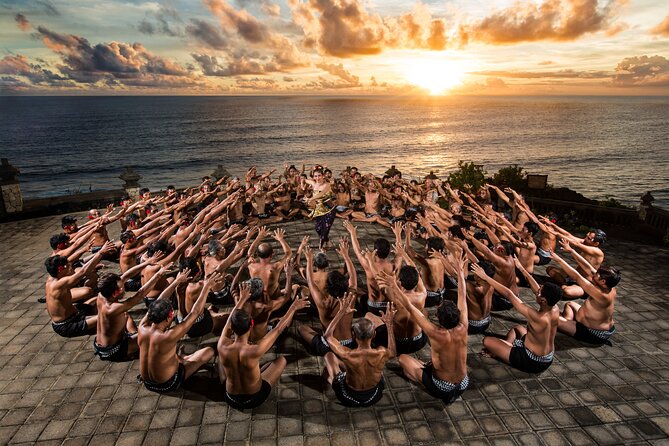 Bali: Uluwatu Kecak Dance Show, Bali Temple, and Lobster Dinner - Jimbaran Bay BBQ dinner: seafood is the main event
