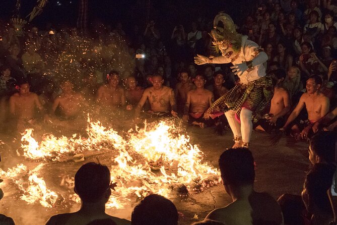 Bali: Uluwatu Kecak Dance Show, Bali Temple, and Lobster Dinner - Guides, transport, and pace: where quality can vary