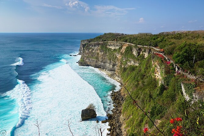 Bali: Uluwatu Kecak Dance Show, Bali Temple, and Lobster Dinner - Who this tour suits best (and who should skip it)