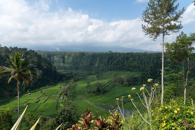 Bali Waterfalls and Temples Tour - Kehen Temple: Bangli Hill Views and Hindu Temple Details