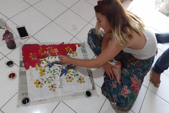 Batik Master Class with Full Process - Stop 2: Sojiwan Temple, why the second stop works