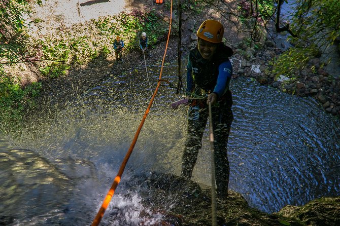 Beginner Canyoning trip in bali "Banyuwana canyon" - Big Lunch in Wanagiri and Getting Your GoPro Footage