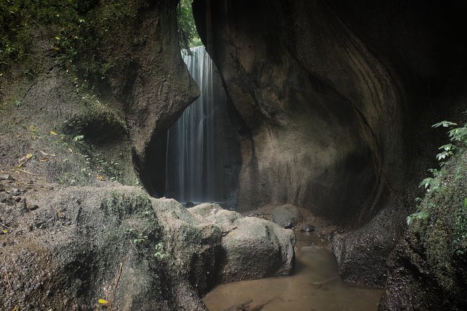 Beji Guwang Hidden Canyon With Tukad Cepung Waterfalls - Driving to Tukad Cepung: The Calm Before the Steps