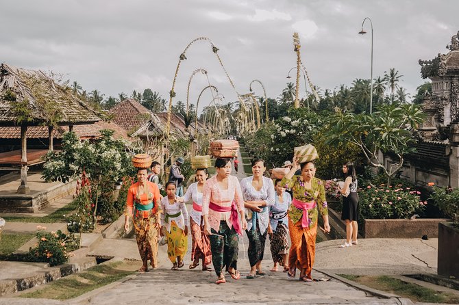 Besakih Mother Temple, Penglipuran Village and More - Full Day - Bukit Jambul viewpoint: cool air, rice terraces, and Mount Agung photos