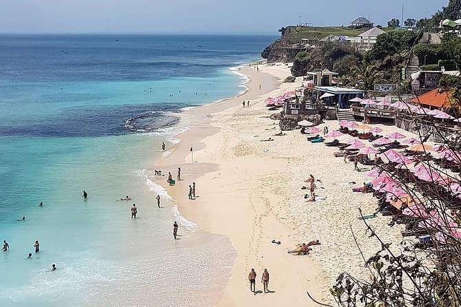 Best Bali Beaches - Uluwatu Temple - FREE Wi-Fi - Uluwatu Temple: the cliff location is the whole point