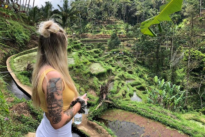 Best of Ubud Private Day Tour with All Inclusive - Puseh Batuan Temple: black palm roof and architecture details