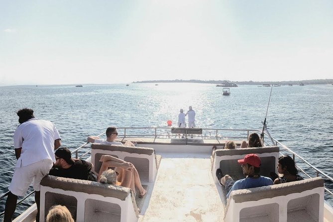 Blue Water Express Boat Transfer From Serangan Or Padang Bai To Lombok Or Vice Versa - Who Should Book This, and Who Might Want Another Option