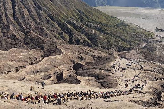 Borobudur & Prambanan in Yogyakarta, train to Malang, hike Bromo & Ijen // 4D3N - Day 3: Bromo sunrise from Kingkong viewpoint, then the long road to Ijen