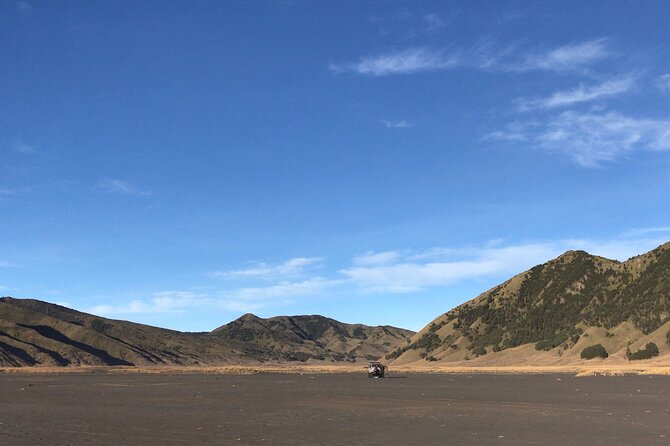 Bromo sunrise tour via Tumpang - start Malang // 1 day tour - Mount Bromo: the 45-minute hike to the crater rim