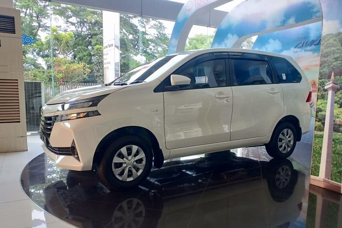 Car Hire with Chauffeur >> Driving around Lombok or visit Gili Islands - Designing your day: beaches, shopping, markets, and places of worship
