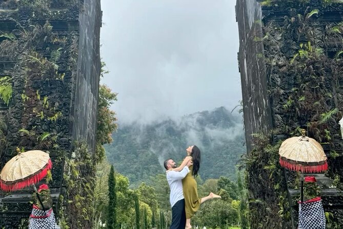 Celukan Bawang private North Bali Nature Tour - Wanagiri Twin Lake View and Tamblingan Temple: Cooler Air and Quiet Lake Views