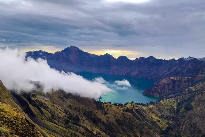 Conquer Mount Rinjani Second Summit: A 2-Day, Lombok-Indonesia - Rinjanis Senaru rim: the “easiest” goal that still feels like Rinjani