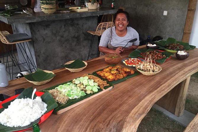 Cooking class in the comfort of your own personal villa. Yes, I'll come to you! - What You’ll Cook: Three Indonesian Dishes, Built for Your Group