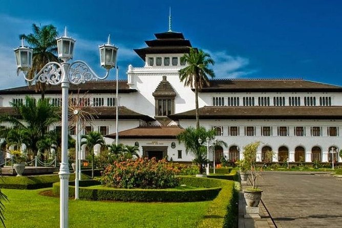 DAY TRIP TO BANDUNG CITY From Jakarta - Price and Logistics: What $130 Buys You