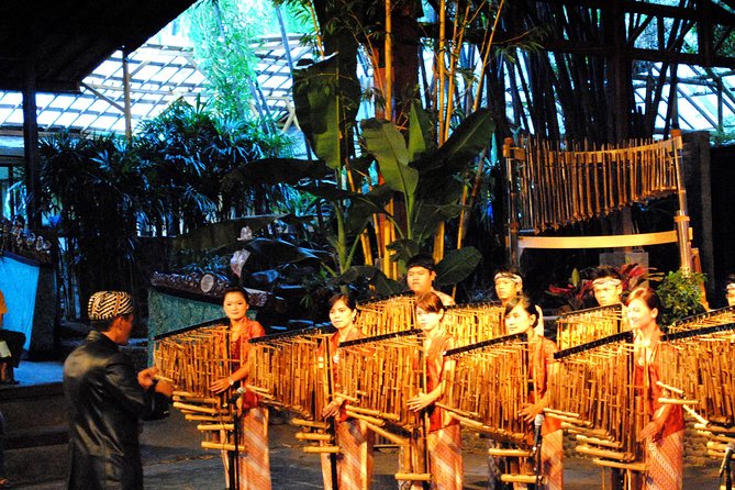 DAY TRIP TO BANDUNG CITY From Jakarta - From Jakarta to Bandung: Comfort for the Long Ride