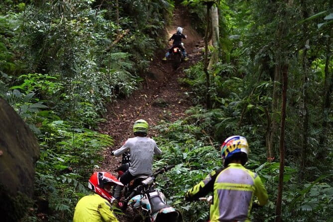 Dirt Bike Adventure at Kuta Lombok - Stop 3: Mawun Beach for a family-friendly calm moment