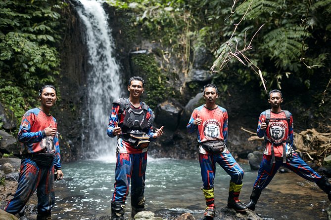 Dirt Bike Tours with fully trained Guides - full day tours with relax time frame - A dirt bike day in Ubud that actually gets you away from crowds