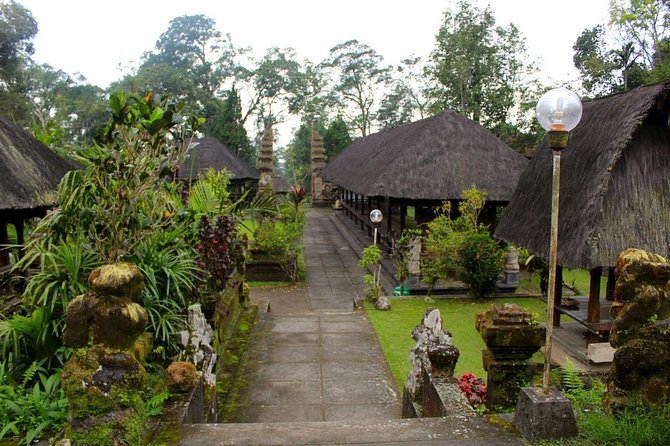 Discover Hidden Waterfall, Unesco Rice Terraces and Mountain Temple - Stop 3: Luhur Batukaru Temple in a quieter mountain-village setting