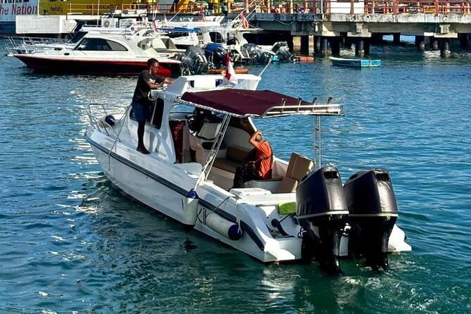 Early Morning Private Komodo Speedboat Tour - Siaba Island: sea turtles and tropical fish to close the loop