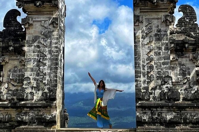East Bali Tour - Gate of Heaven - Tirta Gangga - Tukad Cepung - Transportation and comfort: what the private setup really buys you