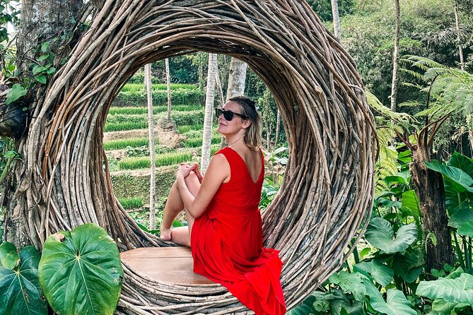 Electric Bike and Swing Package - Lunch at Greenkubu: Indonesian food and real downtime