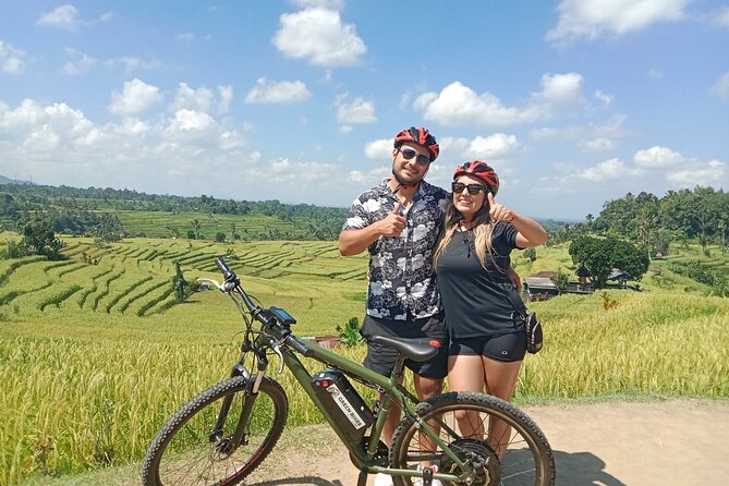 Electric Bike Tour in Ubud - Lunch, water, and snacks: how the tour keeps momentum