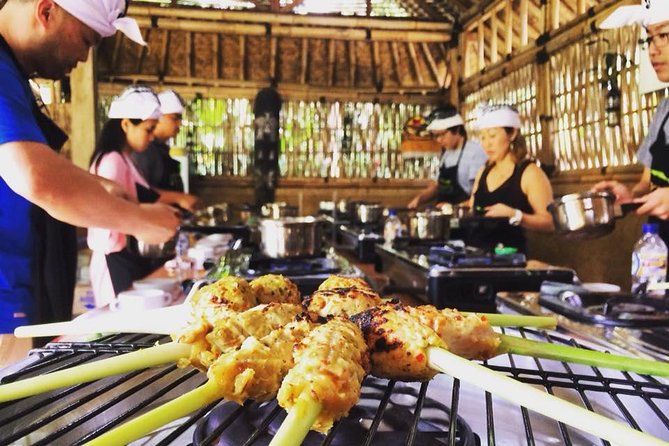 Exclusive Authentic Balinese Cooking Class at Family home - Open kitchen teaching: hands-on, student-driven, chef-guided