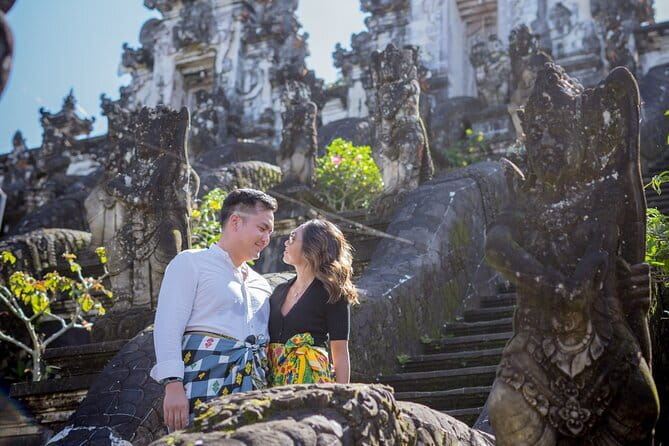 Exclusive Bali: Gates of Heaven, Tirta G - Private & All-Inc - Lempuyang Temple and Heaven’s Gate: framing Mount Agung on purpose