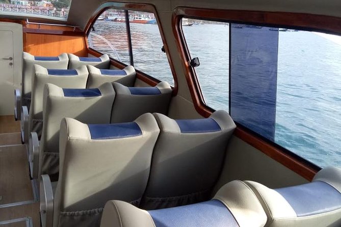 Exclusive Early Bird Komodo Tour: Beat the Crowds by Speed Boat - Komodo Island trek and dragon spotting with Hugo