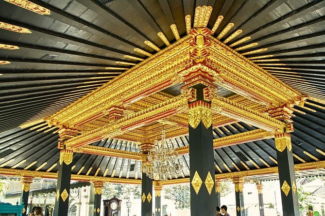Explore City Tour from Yogyakarta - Sultan Palace (Kraton) and Its Story