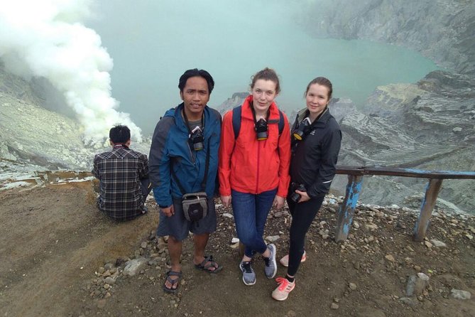 From Surabaya / Malang : Mt Bromo Sunrise - Ijen Blue Fire 3D2N - Day 2 on the ground: Bromo crater time without turning it into a sprint
