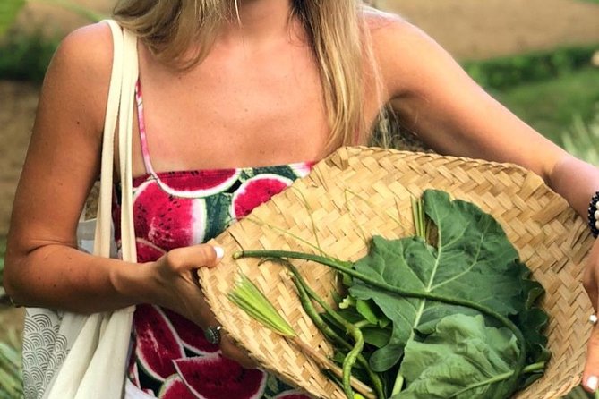 From Ubud: Authentic Bali Farm Cooking School & Organic Farm - Getting from Ubud Central Parking to Taro Village