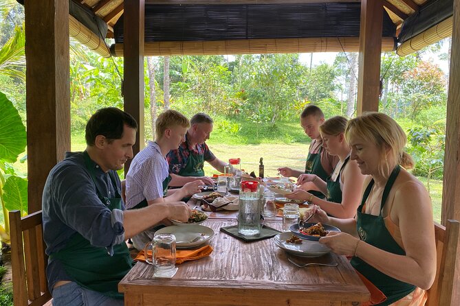 From Ubud: Authentic Bali Farm Cooking School & Organic Farm - Cooking class structure: six dishes, clear steps, real participation