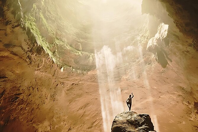 From Yogyakarta: Jomblang Cave with Hotel's Transfer 1 Day - The Heavenly Light: the photo moment and the calm inside the cave