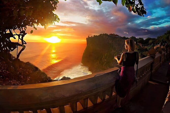 Full Day All Inclusive Tanah Lot and Uluwatu Sunset Tour - Lunch in the middle of a temple and beach day