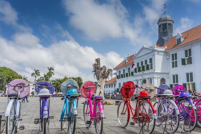 Full-Day Highlights of Jakarta Private Tour with Lunch - Jakarta Old Town: Walkable Heritage Without the Full-Day Commitment