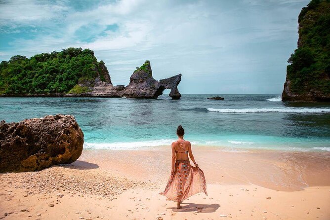 Full Day Private Tour to Nusa Penida Underground Temple from Bali - Price and Logistics for $127: What You Pay For, and What You Still Need