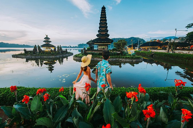 Full Day Private Water Temples Tour in Bali - The bonus stops: botanical garden, Taman Ayun, and Secret Garden Village