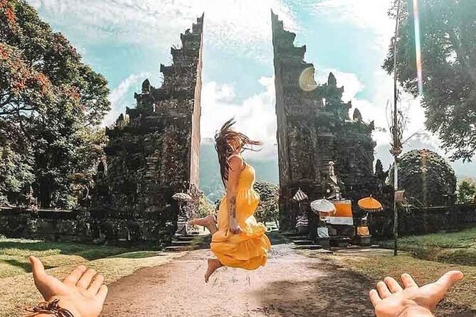 Full-Day Tour to Water Temples and UNESCO Rice Terraces in Bali - Luhur Batukaru Temple: a quieter 11th-century stop near Mount Batukaru
