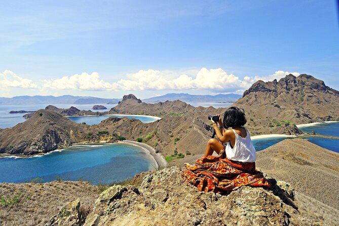 Full Day Trip to Explore 6 Destinations in Labuan Bajo and Komodo - Komodo Island and the dragon moment (plus separate entry fees)