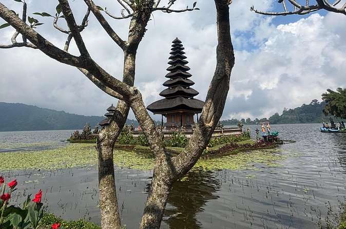 GAD Tanah Lot Tour - Taman Ayun Temple in Mengwi: a cultural pause that slows the pace