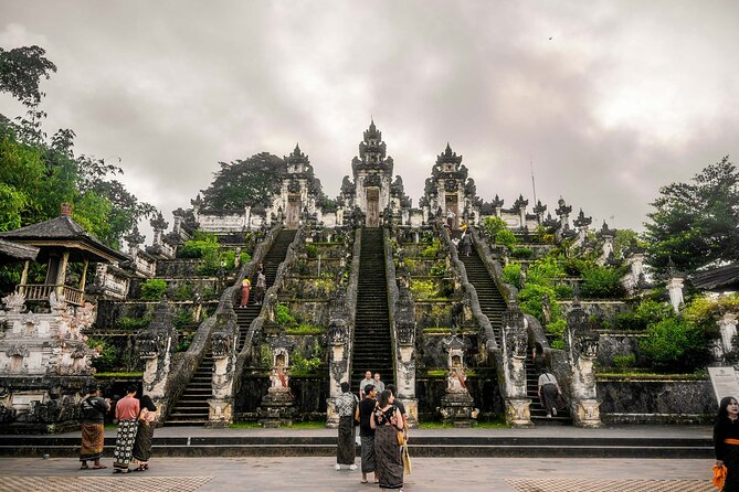 Gates of Heaven Tour: Tirta Gangga - Kanto Lampo Waterfall - Kanto Lampo Waterfall: The Stop With the Most “Adventure”