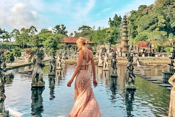 Gates of Heaven Tour: Tirta Gangga - Kanto Lampo Waterfall - How the Private Driver Changes the Day