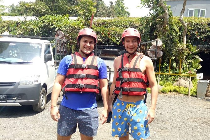Green Bali Rafting Ticket And Transfer - Safety and coaching, the stuff that makes rafting worth it