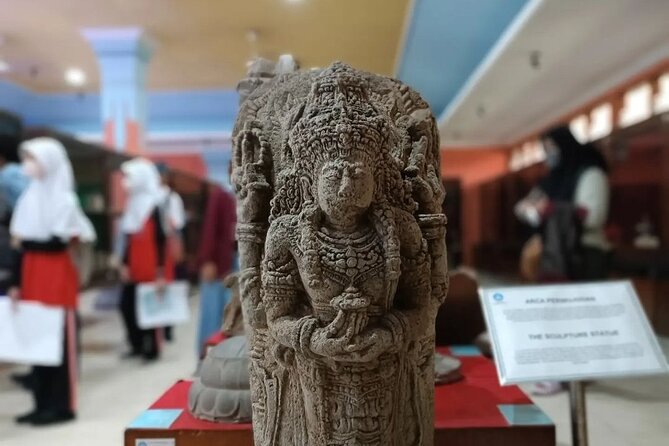 Half-Day Private Majapahit Historical Tour from Surabaya - Candi Tikus, where the story shifts from rituals to royal everyday life
