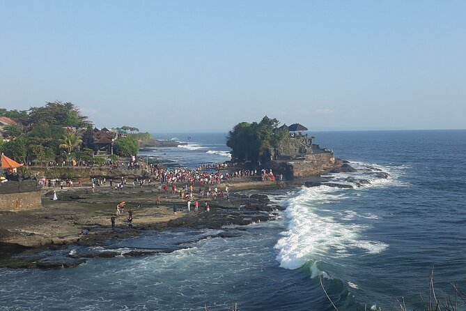 Half-Day Private Tour to Tanah Lot and Bali Royal Temple - Tanah Lot Temple at the coast: sea-god views and sunset energy