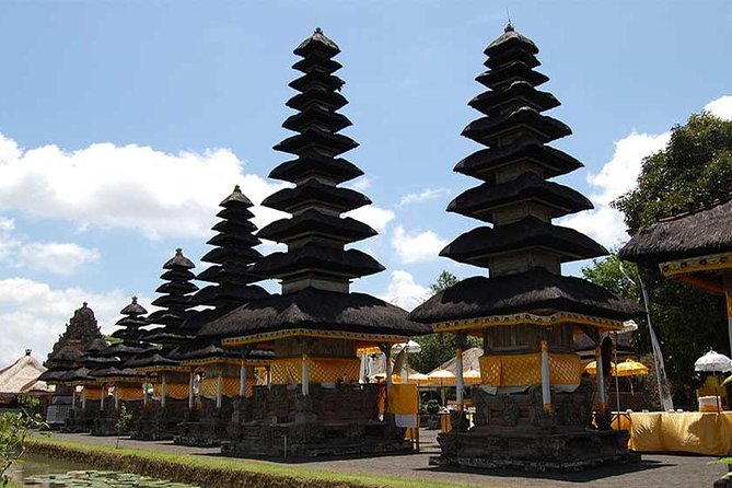 Half Day Tour: Tanah Lot Sunset & Taman Ayun Temple Included Entrance Ticket - Pacing and what to expect during the ride