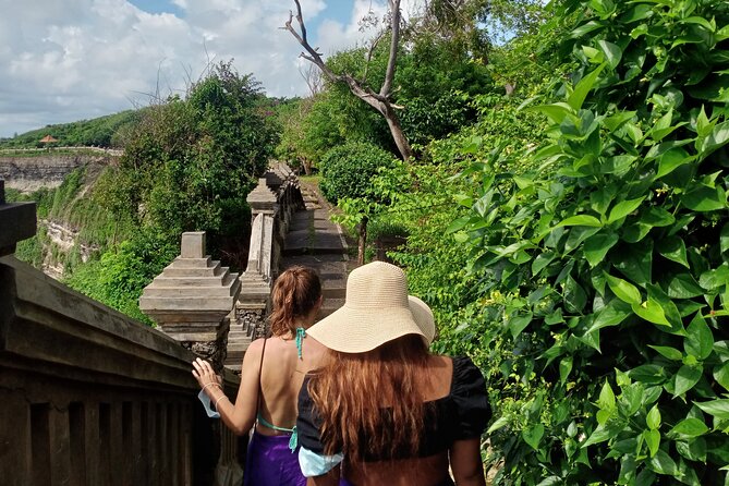 Half Day Uluwatu Temple And Kecak Dance Private Guided Tour - The optional Jimbaran seafood dinner after the show